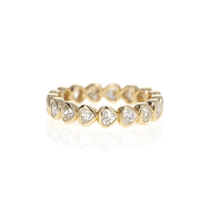 14K Yellow Gold 1.40 Carat Heart Shaped Diamond Bezel Eternity Band