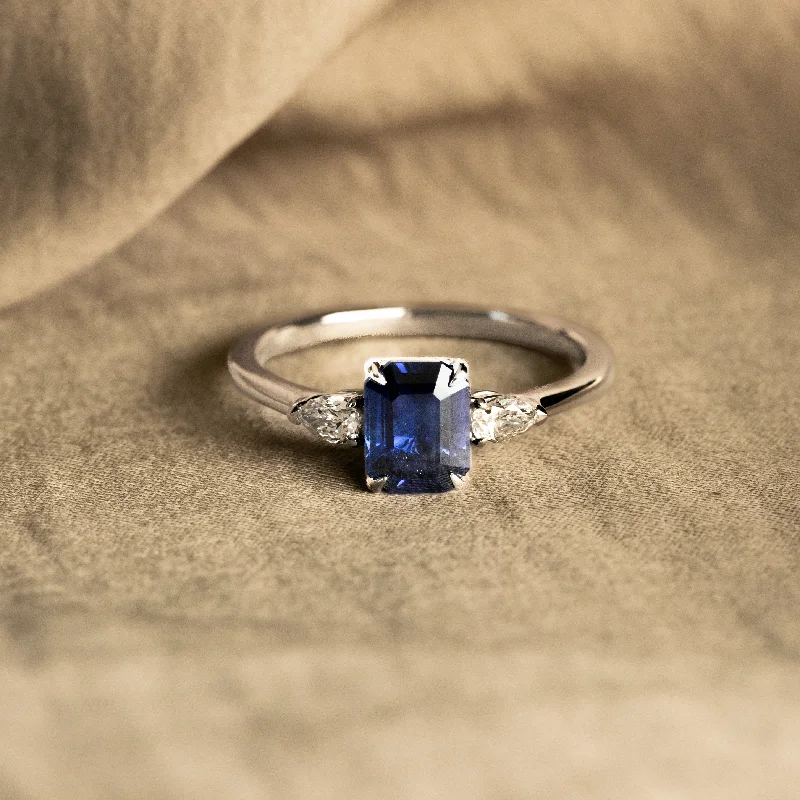 1.47 Carat Natural Sapphire Diamond Three Stone Ring