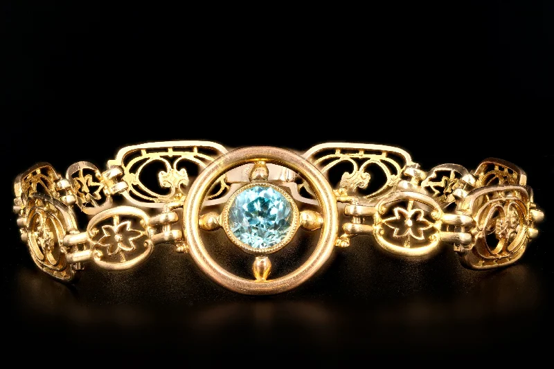 Modern 14K Yellow Gold 1.25 Carat Blue Zircon Bracelet