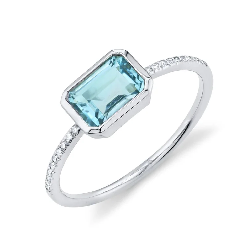 14K Gold 1.18 Carat Blue Topaz & Diamond Ring