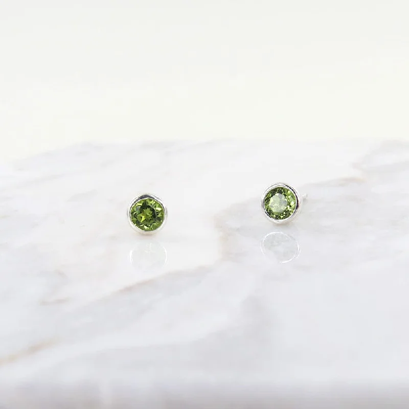 Peridot Post Earring