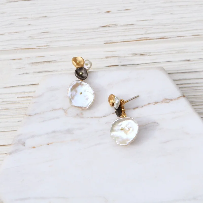 RIVER PEBBLE POST EARRING