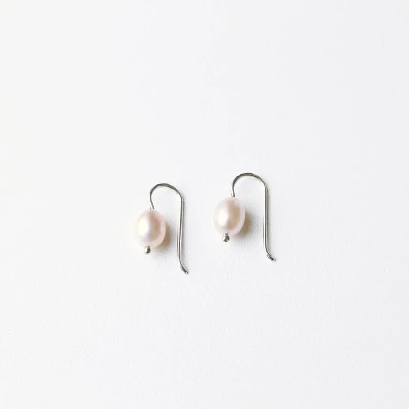 Small Freshwater Pearl Earring