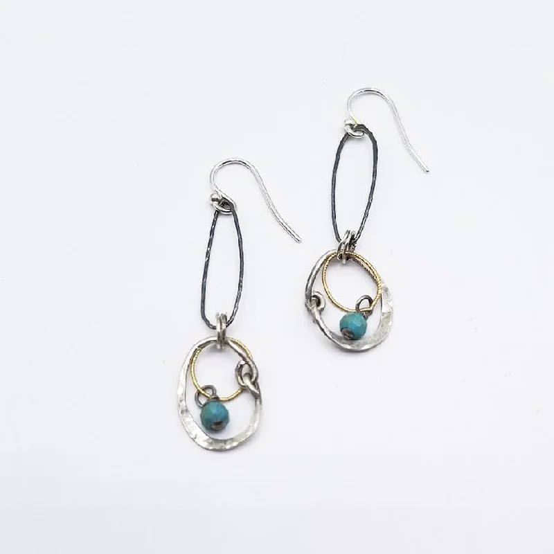 HAND FORMED RINGS EARRING WITH TURQUOISE